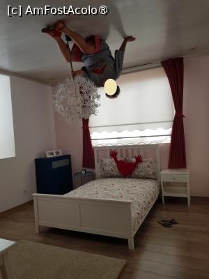 [P27] Ters Villa Side – în dormitor » foto by nicole33
 - 
<span class="allrVoted glyphicon glyphicon-heart hidden" id="av1496675"></span>
<a class="m-l-10 hidden" id="sv1496675" onclick="voting_Foto_DelVot(,1496675,8053)" role="button">șterge vot <span class="glyphicon glyphicon-remove"></span></a>
<a id="v91496675" class=" c-red"  onclick="voting_Foto_SetVot(1496675)" role="button"><span class="glyphicon glyphicon-heart-empty"></span> <b>LIKE</b> = Votează poza</a> <img class="hidden"  id="f1496675W9" src="/imagini/loader.gif" border="0" /><span class="AjErrMes hidden" id="e1496675ErM"></span>