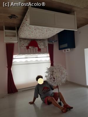 [P29] Ters Villa Side – în dormitor, după ce am căzut din pat :d » foto by nicole33
 - 
<span class="allrVoted glyphicon glyphicon-heart hidden" id="av1496677"></span>
<a class="m-l-10 hidden" id="sv1496677" onclick="voting_Foto_DelVot(,1496677,8053)" role="button">șterge vot <span class="glyphicon glyphicon-remove"></span></a>
<a id="v91496677" class=" c-red"  onclick="voting_Foto_SetVot(1496677)" role="button"><span class="glyphicon glyphicon-heart-empty"></span> <b>LIKE</b> = Votează poza</a> <img class="hidden"  id="f1496677W9" src="/imagini/loader.gif" border="0" /><span class="AjErrMes hidden" id="e1496677ErM"></span>