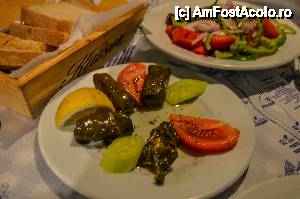 [P27] Sarmalute in foi de vita umplute cu orez, Taverna Posseidon Agios Nikitas » foto by Muffin2009*
 - 
<span class="allrVoted glyphicon glyphicon-heart hidden" id="av441272"></span>
<a class="m-l-10 hidden" id="sv441272" onclick="voting_Foto_DelVot(,441272,8082)" role="button">șterge vot <span class="glyphicon glyphicon-remove"></span></a>
<a id="v9441272" class=" c-red"  onclick="voting_Foto_SetVot(441272)" role="button"><span class="glyphicon glyphicon-heart-empty"></span> <b>LIKE</b> = Votează poza</a> <img class="hidden"  id="f441272W9" src="/imagini/loader.gif" border="0" /><span class="AjErrMes hidden" id="e441272ErM"></span>