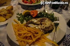 [P28] Peste spada la gratar, Taverna Posseidon Agios Nikitas. Pestele a fost congelat » foto by Muffin2009*
 - 
<span class="allrVoted glyphicon glyphicon-heart hidden" id="av441273"></span>
<a class="m-l-10 hidden" id="sv441273" onclick="voting_Foto_DelVot(,441273,8082)" role="button">șterge vot <span class="glyphicon glyphicon-remove"></span></a>
<a id="v9441273" class=" c-red"  onclick="voting_Foto_SetVot(441273)" role="button"><span class="glyphicon glyphicon-heart-empty"></span> <b>LIKE</b> = Votează poza</a> <img class="hidden"  id="f441273W9" src="/imagini/loader.gif" border="0" /><span class="AjErrMes hidden" id="e441273ErM"></span>