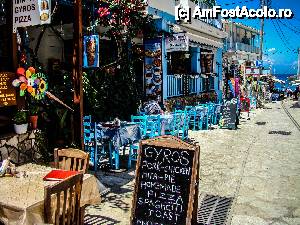 [P06] Taverne pe strada principala din Agios Nikitas » foto by Muffin2009*
 - 
<span class="allrVoted glyphicon glyphicon-heart hidden" id="av441223"></span>
<a class="m-l-10 hidden" id="sv441223" onclick="voting_Foto_DelVot(,441223,8082)" role="button">șterge vot <span class="glyphicon glyphicon-remove"></span></a>
<a id="v9441223" class=" c-red"  onclick="voting_Foto_SetVot(441223)" role="button"><span class="glyphicon glyphicon-heart-empty"></span> <b>LIKE</b> = Votează poza</a> <img class="hidden"  id="f441223W9" src="/imagini/loader.gif" border="0" /><span class="AjErrMes hidden" id="e441223ErM"></span>