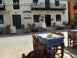 [P29] Taverna Delfini din Vassiliki » foto by irinad
 - 
<span class="allrVoted glyphicon glyphicon-heart hidden" id="av821855"></span>
<a class="m-l-10 hidden" id="sv821855" onclick="voting_Foto_DelVot(,821855,8082)" role="button">șterge vot <span class="glyphicon glyphicon-remove"></span></a>
<a id="v9821855" class=" c-red"  onclick="voting_Foto_SetVot(821855)" role="button"><span class="glyphicon glyphicon-heart-empty"></span> <b>LIKE</b> = Votează poza</a> <img class="hidden"  id="f821855W9" src="/imagini/loader.gif" border="0" /><span class="AjErrMes hidden" id="e821855ErM"></span>