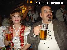 [P05] berea la loc de cinste,la Oktoberfest-Burscheid » foto by tina 25*
 - 
<span class="allrVoted glyphicon glyphicon-heart hidden" id="av186784"></span>
<a class="m-l-10 hidden" id="sv186784" onclick="voting_Foto_DelVot(,186784,8096)" role="button">șterge vot <span class="glyphicon glyphicon-remove"></span></a>
<a id="v9186784" class=" c-red"  onclick="voting_Foto_SetVot(186784)" role="button"><span class="glyphicon glyphicon-heart-empty"></span> <b>LIKE</b> = Votează poza</a> <img class="hidden"  id="f186784W9" src="/imagini/loader.gif" border="0" /><span class="AjErrMes hidden" id="e186784ErM"></span>