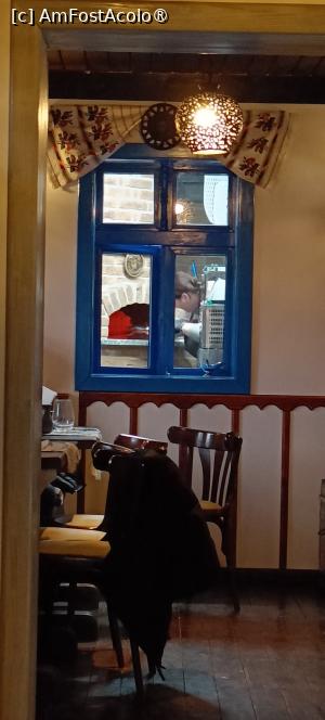 [P11] Vedem cum e introdusă pizza în cuptor. » foto by tata123 🔱
 - 
<span class="allrVoted glyphicon glyphicon-heart hidden" id="av1479072"></span>
<a class="m-l-10 hidden" id="sv1479072" onclick="voting_Foto_DelVot(,1479072,8124)" role="button">șterge vot <span class="glyphicon glyphicon-remove"></span></a>
<a id="v91479072" class=" c-red"  onclick="voting_Foto_SetVot(1479072)" role="button"><span class="glyphicon glyphicon-heart-empty"></span> <b>LIKE</b> = Votează poza</a> <img class="hidden"  id="f1479072W9" src="/imagini/loader.gif" border="0" /><span class="AjErrMes hidden" id="e1479072ErM"></span>