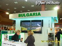 [P35] standul Bulgariei, chiar langa noi. » foto by adryana
 - 
<span class="allrVoted glyphicon glyphicon-heart hidden" id="av272618"></span>
<a class="m-l-10 hidden" id="sv272618" onclick="voting_Foto_DelVot(,272618,8126)" role="button">șterge vot <span class="glyphicon glyphicon-remove"></span></a>
<a id="v9272618" class=" c-red"  onclick="voting_Foto_SetVot(272618)" role="button"><span class="glyphicon glyphicon-heart-empty"></span> <b>LIKE</b> = Votează poza</a> <img class="hidden"  id="f272618W9" src="/imagini/loader.gif" border="0" /><span class="AjErrMes hidden" id="e272618ErM"></span>