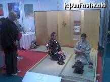 [P52] Japonia - ceremonia ceaiului. » foto by adryana
 - 
<span class="allrVoted glyphicon glyphicon-heart hidden" id="av272730"></span>
<a class="m-l-10 hidden" id="sv272730" onclick="voting_Foto_DelVot(,272730,8126)" role="button">șterge vot <span class="glyphicon glyphicon-remove"></span></a>
<a id="v9272730" class=" c-red"  onclick="voting_Foto_SetVot(272730)" role="button"><span class="glyphicon glyphicon-heart-empty"></span> <b>LIKE</b> = Votează poza</a> <img class="hidden"  id="f272730W9" src="/imagini/loader.gif" border="0" /><span class="AjErrMes hidden" id="e272730ErM"></span>