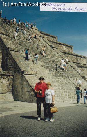 [P09] Piramida soarelui în Mexic » foto by Michi
 - 
<span class="allrVoted glyphicon glyphicon-heart hidden" id="av1289528"></span>
<a class="m-l-10 hidden" id="sv1289528" onclick="voting_Foto_DelVot(,1289528,8126)" role="button">șterge vot <span class="glyphicon glyphicon-remove"></span></a>
<a id="v91289528" class=" c-red"  onclick="voting_Foto_SetVot(1289528)" role="button"><span class="glyphicon glyphicon-heart-empty"></span> <b>LIKE</b> = Votează poza</a> <img class="hidden"  id="f1289528W9" src="/imagini/loader.gif" border="0" /><span class="AjErrMes hidden" id="e1289528ErM"></span>