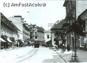 [P12]  -- <small>// FĂRĂ DESCRIERE</small> » foto by AZE <span class="label label-default labelC_thin small">NEVOTABILĂ</span>