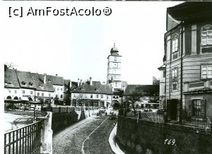 [P32]  -- <small>// FĂRĂ DESCRIERE</small> » foto by AZE <span class="label label-default labelC_thin small">NEVOTABILĂ</span>