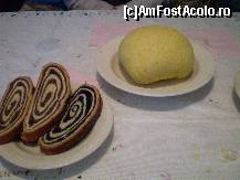 [P15] Paste la tara 2010 - aici este casul cu ou si niste cozonac. » foto by presario
 - 
<span class="allrVoted glyphicon glyphicon-heart hidden" id="av61316"></span>
<a class="m-l-10 hidden" id="sv61316" onclick="voting_Foto_DelVot(,61316,8128)" role="button">șterge vot <span class="glyphicon glyphicon-remove"></span></a>
<a id="v961316" class=" c-red"  onclick="voting_Foto_SetVot(61316)" role="button"><span class="glyphicon glyphicon-heart-empty"></span> <b>LIKE</b> = Votează poza</a> <img class="hidden"  id="f61316W9" src="/imagini/loader.gif" border="0" /><span class="AjErrMes hidden" id="e61316ErM"></span>