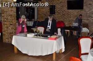 [P08] Mâna dreaptă a lui Cornel!  » foto by Zoazore <span class="label label-default labelC_thin small">NEVOTABILĂ</span>