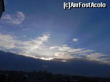 [P19] Rasarit peste Ferentari, rece » foto by laurentiucapac
 - 
<span class="allrVoted glyphicon glyphicon-heart hidden" id="av173767"></span>
<a class="m-l-10 hidden" id="sv173767" onclick="voting_Foto_DelVot(,173767,8128)" role="button">șterge vot <span class="glyphicon glyphicon-remove"></span></a>
<a id="v9173767" class=" c-red"  onclick="voting_Foto_SetVot(173767)" role="button"><span class="glyphicon glyphicon-heart-empty"></span> <b>LIKE</b> = Votează poza</a> <img class="hidden"  id="f173767W9" src="/imagini/loader.gif" border="0" /><span class="AjErrMes hidden" id="e173767ErM"></span>