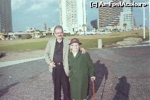 [P02] Legatura mama-fiu, legatura de nezdruncinat chiar si la distanta - in Tel Aviv pe malul Mediteranei
De ziua mamei sau viata la 97 de ani (p 2)  » foto by ccondeiu
 - 
<span class="allrVoted glyphicon glyphicon-heart hidden" id="av581377"></span>
<a class="m-l-10 hidden" id="sv581377" onclick="voting_Foto_DelVot(,581377,8128)" role="button">șterge vot <span class="glyphicon glyphicon-remove"></span></a>
<a id="v9581377" class=" c-red"  onclick="voting_Foto_SetVot(581377)" role="button"><span class="glyphicon glyphicon-heart-empty"></span> <b>LIKE</b> = Votează poza</a> <img class="hidden"  id="f581377W9" src="/imagini/loader.gif" border="0" /><span class="AjErrMes hidden" id="e581377ErM"></span>