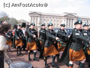 [P08] Defilarea gărzii scoţiene » foto by Michi
 - 
<span class="allrVoted glyphicon glyphicon-heart hidden" id="av1324769"></span>
<a class="m-l-10 hidden" id="sv1324769" onclick="voting_Foto_DelVot(,1324769,8128)" role="button">șterge vot <span class="glyphicon glyphicon-remove"></span></a>
<a id="v91324769" class=" c-red"  onclick="voting_Foto_SetVot(1324769)" role="button"><span class="glyphicon glyphicon-heart-empty"></span> <b>LIKE</b> = Votează poza</a> <img class="hidden"  id="f1324769W9" src="/imagini/loader.gif" border="0" /><span class="AjErrMes hidden" id="e1324769ErM"></span>