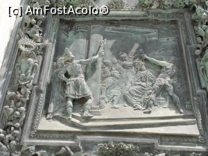 [P13] ”Drumul Crucii”<p> Ușile Catedralei din Pisa » foto by mihaelavoicu
 - 
<span class="allrVoted glyphicon glyphicon-heart hidden" id="av956470"></span>
<a class="m-l-10 hidden" id="sv956470" onclick="voting_Foto_DelVot(,956470,8128)" role="button">șterge vot <span class="glyphicon glyphicon-remove"></span></a>
<a id="v9956470" class=" c-red"  onclick="voting_Foto_SetVot(956470)" role="button"><span class="glyphicon glyphicon-heart-empty"></span> <b>LIKE</b> = Votează poza</a> <img class="hidden"  id="f956470W9" src="/imagini/loader.gif" border="0" /><span class="AjErrMes hidden" id="e956470ErM"></span>