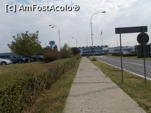 [P10] Per- pedes, spre Aeroportul Otopeni.  » foto by mihaelavoicu
 - 
<span class="allrVoted glyphicon glyphicon-heart hidden" id="av987981"></span>
<a class="m-l-10 hidden" id="sv987981" onclick="voting_Foto_DelVot(,987981,8128)" role="button">șterge vot <span class="glyphicon glyphicon-remove"></span></a>
<a id="v9987981" class=" c-red"  onclick="voting_Foto_SetVot(987981)" role="button"><span class="glyphicon glyphicon-heart-empty"></span> <b>LIKE</b> = Votează poza</a> <img class="hidden"  id="f987981W9" src="/imagini/loader.gif" border="0" /><span class="AjErrMes hidden" id="e987981ErM"></span>