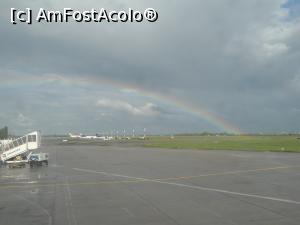 [P16] Sosire, Aeroport Otopeni.  » foto by mihaelavoicu
 - 
<span class="allrVoted glyphicon glyphicon-heart hidden" id="av987994"></span>
<a class="m-l-10 hidden" id="sv987994" onclick="voting_Foto_DelVot(,987994,8128)" role="button">șterge vot <span class="glyphicon glyphicon-remove"></span></a>
<a id="v9987994" class=" c-red"  onclick="voting_Foto_SetVot(987994)" role="button"><span class="glyphicon glyphicon-heart-empty"></span> <b>LIKE</b> = Votează poza</a> <img class="hidden"  id="f987994W9" src="/imagini/loader.gif" border="0" /><span class="AjErrMes hidden" id="e987994ErM"></span>