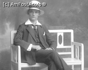 [P01] Tânărul fotograf Samoilă Mârza.  » foto by tata123 🔱 <span class="label label-default labelC_thin small">NEVOTABILĂ</span>