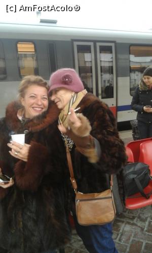 [P03] uitati-va la ele ce se hlizeau!  » foto by adrianbogdan
 - 
<span class="allrVoted glyphicon glyphicon-heart hidden" id="av930501"></span>
<a class="m-l-10 hidden" id="sv930501" onclick="voting_Foto_DelVot(,930501,8128)" role="button">șterge vot <span class="glyphicon glyphicon-remove"></span></a>
<a id="v9930501" class=" c-red"  onclick="voting_Foto_SetVot(930501)" role="button"><span class="glyphicon glyphicon-heart-empty"></span> <b>LIKE</b> = Votează poza</a> <img class="hidden"  id="f930501W9" src="/imagini/loader.gif" border="0" /><span class="AjErrMes hidden" id="e930501ErM"></span>