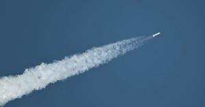 [P02] Turiști urcând în spațiu » foto by AZE <span class="label label-default labelC_thin small">NEVOTABILĂ</span>