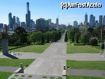 [P18] Vedere panoramică de la Anzac Monument » foto by badge®
 - 
<span class="allrVoted glyphicon glyphicon-heart hidden" id="av171863"></span>
<a class="m-l-10 hidden" id="sv171863" onclick="voting_Foto_DelVot(,171863,8157)" role="button">șterge vot <span class="glyphicon glyphicon-remove"></span></a>
<a id="v9171863" class=" c-red"  onclick="voting_Foto_SetVot(171863)" role="button"><span class="glyphicon glyphicon-heart-empty"></span> <b>LIKE</b> = Votează poza</a> <img class="hidden"  id="f171863W9" src="/imagini/loader.gif" border="0" /><span class="AjErrMes hidden" id="e171863ErM"></span>