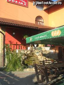 [P06] Pe o masa lunga de fag, pe terasa pensiunii poti servi in liniste, cafeaua de dimineata » foto by dorgo
 - 
<span class="allrVoted glyphicon glyphicon-heart hidden" id="av172600"></span>
<a class="m-l-10 hidden" id="sv172600" onclick="voting_Foto_DelVot(,172600,8169)" role="button">șterge vot <span class="glyphicon glyphicon-remove"></span></a>
<a id="v9172600" class=" c-red"  onclick="voting_Foto_SetVot(172600)" role="button"><span class="glyphicon glyphicon-heart-empty"></span> <b>LIKE</b> = Votează poza</a> <img class="hidden"  id="f172600W9" src="/imagini/loader.gif" border="0" /><span class="AjErrMes hidden" id="e172600ErM"></span>