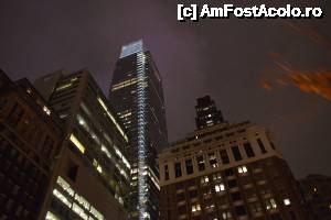 [P12] Philadelphia - Comcast Center » foto by makuy*
 - 
<span class="allrVoted glyphicon glyphicon-heart hidden" id="av479171"></span>
<a class="m-l-10 hidden" id="sv479171" onclick="voting_Foto_DelVot(,479171,8193)" role="button">șterge vot <span class="glyphicon glyphicon-remove"></span></a>
<a id="v9479171" class=" c-red"  onclick="voting_Foto_SetVot(479171)" role="button"><span class="glyphicon glyphicon-heart-empty"></span> <b>LIKE</b> = Votează poza</a> <img class="hidden"  id="f479171W9" src="/imagini/loader.gif" border="0" /><span class="AjErrMes hidden" id="e479171ErM"></span>