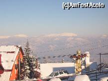 [P04] decembrie 2009; sosire telescaun (din Lupeni) si panorama  muntilor Vilcan-Paring... » foto by ANAMA
 - 
<span class="allrVoted glyphicon glyphicon-heart hidden" id="av175216"></span>
<a class="m-l-10 hidden" id="sv175216" onclick="voting_Foto_DelVot(,175216,8204)" role="button">șterge vot <span class="glyphicon glyphicon-remove"></span></a>
<a id="v9175216" class=" c-red"  onclick="voting_Foto_SetVot(175216)" role="button"><span class="glyphicon glyphicon-heart-empty"></span> <b>LIKE</b> = Votează poza</a> <img class="hidden"  id="f175216W9" src="/imagini/loader.gif" border="0" /><span class="AjErrMes hidden" id="e175216ErM"></span>