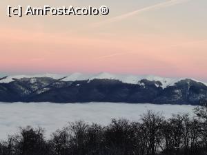 [P25] Vila Alpin 3*, Straja, apartament nr. 25, vedere din cameră dimineața » foto by Dana2008
 - 
<span class="allrVoted glyphicon glyphicon-heart hidden" id="av1211139"></span>
<a class="m-l-10 hidden" id="sv1211139" onclick="voting_Foto_DelVot(,1211139,8204)" role="button">șterge vot <span class="glyphicon glyphicon-remove"></span></a>
<a id="v91211139" class=" c-red"  onclick="voting_Foto_SetVot(1211139)" role="button"><span class="glyphicon glyphicon-heart-empty"></span> <b>LIKE</b> = Votează poza</a> <img class="hidden"  id="f1211139W9" src="/imagini/loader.gif" border="0" /><span class="AjErrMes hidden" id="e1211139ErM"></span>