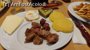 [P03] Tochitura bucovineana..burduful excelent » foto by oanaboteanu
 - 
<span class="allrVoted glyphicon glyphicon-heart hidden" id="av1500938"></span>
<a class="m-l-10 hidden" id="sv1500938" onclick="voting_Foto_DelVot(,1500938,8210)" role="button">șterge vot <span class="glyphicon glyphicon-remove"></span></a>
<a id="v91500938" class=" c-red"  onclick="voting_Foto_SetVot(1500938)" role="button"><span class="glyphicon glyphicon-heart-empty"></span> <b>LIKE</b> = Votează poza</a> <img class="hidden"  id="f1500938W9" src="/imagini/loader.gif" border="0" /><span class="AjErrMes hidden" id="e1500938ErM"></span>