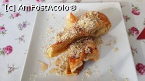 [P04] Strudel cu mere si nuca » foto by scoty
 - 
<span class="allrVoted glyphicon glyphicon-heart hidden" id="av939893"></span>
<a class="m-l-10 hidden" id="sv939893" onclick="voting_Foto_DelVot(,939893,8210)" role="button">șterge vot <span class="glyphicon glyphicon-remove"></span></a>
<a id="v9939893" class=" c-red"  onclick="voting_Foto_SetVot(939893)" role="button"><span class="glyphicon glyphicon-heart-empty"></span> <b>LIKE</b> = Votează poza</a> <img class="hidden"  id="f939893W9" src="/imagini/loader.gif" border="0" /><span class="AjErrMes hidden" id="e939893ErM"></span>