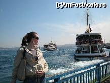 [P01] Ok, asta era vaporul la care ar fi trebuit sa ajungem... prea tarziu, il asteptam pe urmatorul » foto by lizuk
 - 
<span class="allrVoted glyphicon glyphicon-heart hidden" id="av29365"></span>
<a class="m-l-10 hidden" id="sv29365" onclick="voting_Foto_DelVot(,29365,8221)" role="button">șterge vot <span class="glyphicon glyphicon-remove"></span></a>
<a id="v929365" class=" c-red"  onclick="voting_Foto_SetVot(29365)" role="button"><span class="glyphicon glyphicon-heart-empty"></span> <b>LIKE</b> = Votează poza</a> <img class="hidden"  id="f29365W9" src="/imagini/loader.gif" border="0" /><span class="AjErrMes hidden" id="e29365ErM"></span>