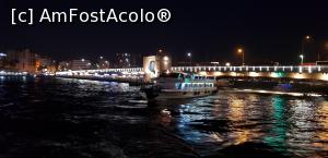 [P33] Podul Galata » foto by Dorina9
 - 
<span class="allrVoted glyphicon glyphicon-heart hidden" id="av1161059"></span>
<a class="m-l-10 hidden" id="sv1161059" onclick="voting_Foto_DelVot(,1161059,8221)" role="button">șterge vot <span class="glyphicon glyphicon-remove"></span></a>
<a id="v91161059" class=" c-red"  onclick="voting_Foto_SetVot(1161059)" role="button"><span class="glyphicon glyphicon-heart-empty"></span> <b>LIKE</b> = Votează poza</a> <img class="hidden"  id="f1161059W9" src="/imagini/loader.gif" border="0" /><span class="AjErrMes hidden" id="e1161059ErM"></span>
