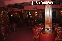 [P19] Aici este barul de la subsol.Tot aici si sala de bowling si de biliard. » foto by droniucm
 - 
<span class="allrVoted glyphicon glyphicon-heart hidden" id="av175879"></span>
<a class="m-l-10 hidden" id="sv175879" onclick="voting_Foto_DelVot(,175879,8232)" role="button">șterge vot <span class="glyphicon glyphicon-remove"></span></a>
<a id="v9175879" class=" c-red"  onclick="voting_Foto_SetVot(175879)" role="button"><span class="glyphicon glyphicon-heart-empty"></span> <b>LIKE</b> = Votează poza</a> <img class="hidden"  id="f175879W9" src="/imagini/loader.gif" border="0" /><span class="AjErrMes hidden" id="e175879ErM"></span>