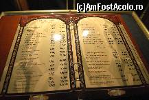 [P36] Una din paginile din meniul restaurantului. Meniul se gaseste si la etajul 1, pus pe un piedestal frumos si luminat cu o lampa superba. » foto by droniucm
 - 
<span class="allrVoted glyphicon glyphicon-heart hidden" id="av175908"></span>
<a class="m-l-10 hidden" id="sv175908" onclick="voting_Foto_DelVot(,175908,8232)" role="button">șterge vot <span class="glyphicon glyphicon-remove"></span></a>
<a id="v9175908" class=" c-red"  onclick="voting_Foto_SetVot(175908)" role="button"><span class="glyphicon glyphicon-heart-empty"></span> <b>LIKE</b> = Votează poza</a> <img class="hidden"  id="f175908W9" src="/imagini/loader.gif" border="0" /><span class="AjErrMes hidden" id="e175908ErM"></span>