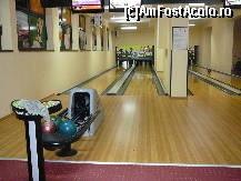 [P24] Pistele de bowling (o parte dintre ele)  » foto by Claudiu U.
 - 
<span class="allrVoted glyphicon glyphicon-heart hidden" id="av414927"></span>
<a class="m-l-10 hidden" id="sv414927" onclick="voting_Foto_DelVot(,414927,8264)" role="button">șterge vot <span class="glyphicon glyphicon-remove"></span></a>
<a id="v9414927" class=" c-red"  onclick="voting_Foto_SetVot(414927)" role="button"><span class="glyphicon glyphicon-heart-empty"></span> <b>LIKE</b> = Votează poza</a> <img class="hidden"  id="f414927W9" src="/imagini/loader.gif" border="0" /><span class="AjErrMes hidden" id="e414927ErM"></span>