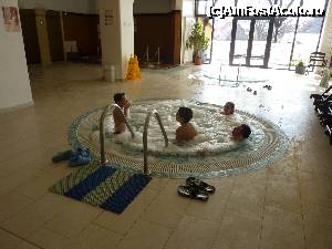 [P13] piscina cu 'clabuci' - unde joaca era in toi » foto by adri-nico
 - 
<span class="allrVoted glyphicon glyphicon-heart hidden" id="av403681"></span>
<a class="m-l-10 hidden" id="sv403681" onclick="voting_Foto_DelVot(,403681,8264)" role="button">șterge vot <span class="glyphicon glyphicon-remove"></span></a>
<a id="v9403681" class=" c-red"  onclick="voting_Foto_SetVot(403681)" role="button"><span class="glyphicon glyphicon-heart-empty"></span> <b>LIKE</b> = Votează poza</a> <img class="hidden"  id="f403681W9" src="/imagini/loader.gif" border="0" /><span class="AjErrMes hidden" id="e403681ErM"></span>