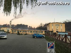 [P20] pe fundal localul de bowling cu barul si hotelul de 3 stele » foto by Dan&Ema
 - 
<span class="allrVoted glyphicon glyphicon-heart hidden" id="av689802"></span>
<a class="m-l-10 hidden" id="sv689802" onclick="voting_Foto_DelVot(,689802,8264)" role="button">șterge vot <span class="glyphicon glyphicon-remove"></span></a>
<a id="v9689802" class=" c-red"  onclick="voting_Foto_SetVot(689802)" role="button"><span class="glyphicon glyphicon-heart-empty"></span> <b>LIKE</b> = Votează poza</a> <img class="hidden"  id="f689802W9" src="/imagini/loader.gif" border="0" /><span class="AjErrMes hidden" id="e689802ErM"></span>