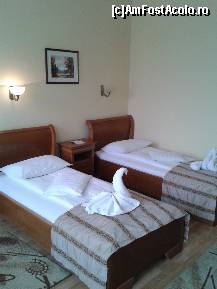 [P10] Septimia Resort Wellness & Spa - camera 14, etajul I, pe pat... prosoapele!  :)  » foto by creivean
 - 
<span class="allrVoted glyphicon glyphicon-heart hidden" id="av498514"></span>
<a class="m-l-10 hidden" id="sv498514" onclick="voting_Foto_DelVot(,498514,8264)" role="button">șterge vot <span class="glyphicon glyphicon-remove"></span></a>
<a id="v9498514" class=" c-red"  onclick="voting_Foto_SetVot(498514)" role="button"><span class="glyphicon glyphicon-heart-empty"></span> <b>LIKE</b> = Votează poza</a> <img class="hidden"  id="f498514W9" src="/imagini/loader.gif" border="0" /><span class="AjErrMes hidden" id="e498514ErM"></span>