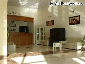 [P05] Receptie hotel Septimia Wellness&Spa. Odorheiul Secuiesc.  » foto by ARA
 - 
<span class="allrVoted glyphicon glyphicon-heart hidden" id="av402673"></span>
<a class="m-l-10 hidden" id="sv402673" onclick="voting_Foto_DelVot(,402673,8264)" role="button">șterge vot <span class="glyphicon glyphicon-remove"></span></a>
<a id="v9402673" class=" c-red"  onclick="voting_Foto_SetVot(402673)" role="button"><span class="glyphicon glyphicon-heart-empty"></span> <b>LIKE</b> = Votează poza</a> <img class="hidden"  id="f402673W9" src="/imagini/loader.gif" border="0" /><span class="AjErrMes hidden" id="e402673ErM"></span>