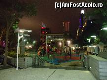 [P24] loc de joaca ptr copii in centrul kowloon » foto by station5*
 - 
<span class="allrVoted glyphicon glyphicon-heart hidden" id="av298594"></span>
<a class="m-l-10 hidden" id="sv298594" onclick="voting_Foto_DelVot(,298594,8285)" role="button">șterge vot <span class="glyphicon glyphicon-remove"></span></a>
<a id="v9298594" class=" c-red"  onclick="voting_Foto_SetVot(298594)" role="button"><span class="glyphicon glyphicon-heart-empty"></span> <b>LIKE</b> = Votează poza</a> <img class="hidden"  id="f298594W9" src="/imagini/loader.gif" border="0" /><span class="AjErrMes hidden" id="e298594ErM"></span>