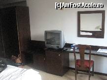 [P11] In camera ai si un televizor, un bar si mobilier de stejar » foto by dorgo
 - 
<span class="allrVoted glyphicon glyphicon-heart hidden" id="av177809"></span>
<a class="m-l-10 hidden" id="sv177809" onclick="voting_Foto_DelVot(,177809,8287)" role="button">șterge vot <span class="glyphicon glyphicon-remove"></span></a>
<a id="v9177809" class=" c-red"  onclick="voting_Foto_SetVot(177809)" role="button"><span class="glyphicon glyphicon-heart-empty"></span> <b>LIKE</b> = Votează poza</a> <img class="hidden"  id="f177809W9" src="/imagini/loader.gif" border="0" /><span class="AjErrMes hidden" id="e177809ErM"></span>