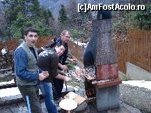 [P09] Gratarul vilei de sus. » foto by ramonav23
 - 
<span class="allrVoted glyphicon glyphicon-heart hidden" id="av178046"></span>
<a class="m-l-10 hidden" id="sv178046" onclick="voting_Foto_DelVot(,178046,8296)" role="button">șterge vot <span class="glyphicon glyphicon-remove"></span></a>
<a id="v9178046" class=" c-red"  onclick="voting_Foto_SetVot(178046)" role="button"><span class="glyphicon glyphicon-heart-empty"></span> <b>LIKE</b> = Votează poza</a> <img class="hidden"  id="f178046W9" src="/imagini/loader.gif" border="0" /><span class="AjErrMes hidden" id="e178046ErM"></span>