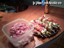 [P08] cam asta e cina care ne-o pregatim singuri la gratarul cu care este dotata Vila DANI » foto by kmy
 - 
<span class="allrVoted glyphicon glyphicon-heart hidden" id="av178984"></span>
<a class="m-l-10 hidden" id="sv178984" onclick="voting_Foto_DelVot(,178984,8298)" role="button">șterge vot <span class="glyphicon glyphicon-remove"></span></a>
<a id="v9178984" class=" c-red"  onclick="voting_Foto_SetVot(178984)" role="button"><span class="glyphicon glyphicon-heart-empty"></span> <b>LIKE</b> = Votează poza</a> <img class="hidden"  id="f178984W9" src="/imagini/loader.gif" border="0" /><span class="AjErrMes hidden" id="e178984ErM"></span>
