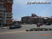 [P17] Giurgiu - La intersecţia cu Bulevardul Mihai Viteazul, Spitalul Judeţean de urgenţă.  » foto by iulianic
 - 
<span class="allrVoted glyphicon glyphicon-heart hidden" id="av413229"></span>
<a class="m-l-10 hidden" id="sv413229" onclick="voting_Foto_DelVot(,413229,8317)" role="button">șterge vot <span class="glyphicon glyphicon-remove"></span></a>
<a id="v9413229" class=" c-red"  onclick="voting_Foto_SetVot(413229)" role="button"><span class="glyphicon glyphicon-heart-empty"></span> <b>LIKE</b> = Votează poza</a> <img class="hidden"  id="f413229W9" src="/imagini/loader.gif" border="0" /><span class="AjErrMes hidden" id="e413229ErM"></span>
