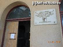 [P24] Giurgiu - Gara, placa marcând 125 de ani de la inaugurare.  » foto by iulianic
 - 
<span class="allrVoted glyphicon glyphicon-heart hidden" id="av413236"></span>
<a class="m-l-10 hidden" id="sv413236" onclick="voting_Foto_DelVot(,413236,8317)" role="button">șterge vot <span class="glyphicon glyphicon-remove"></span></a>
<a id="v9413236" class=" c-red"  onclick="voting_Foto_SetVot(413236)" role="button"><span class="glyphicon glyphicon-heart-empty"></span> <b>LIKE</b> = Votează poza</a> <img class="hidden"  id="f413236W9" src="/imagini/loader.gif" border="0" /><span class="AjErrMes hidden" id="e413236ErM"></span>