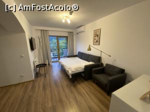 [P02] Vila Marald din Sinaia. Livingul apartamentului. » foto by Floria
 - 
<span class="allrVoted glyphicon glyphicon-heart hidden" id="av1281878"></span>
<a class="m-l-10 hidden" id="sv1281878" onclick="voting_Foto_DelVot(,1281878,8342)" role="button">șterge vot <span class="glyphicon glyphicon-remove"></span></a>
<a id="v91281878" class=" c-red"  onclick="voting_Foto_SetVot(1281878)" role="button"><span class="glyphicon glyphicon-heart-empty"></span> <b>LIKE</b> = Votează poza</a> <img class="hidden"  id="f1281878W9" src="/imagini/loader.gif" border="0" /><span class="AjErrMes hidden" id="e1281878ErM"></span>