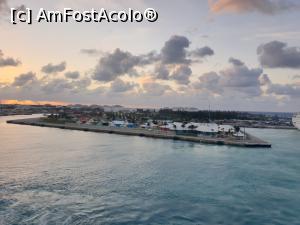 [P02] Bahamas văzut de pe vas » foto by robert
 - 
<span class="allrVoted glyphicon glyphicon-heart hidden" id="av1154015"></span>
<a class="m-l-10 hidden" id="sv1154015" onclick="voting_Foto_DelVot(,1154015,8345)" role="button">șterge vot <span class="glyphicon glyphicon-remove"></span></a>
<a id="v91154015" class=" c-red"  onclick="voting_Foto_SetVot(1154015)" role="button"><span class="glyphicon glyphicon-heart-empty"></span> <b>LIKE</b> = Votează poza</a> <img class="hidden"  id="f1154015W9" src="/imagini/loader.gif" border="0" /><span class="AjErrMes hidden" id="e1154015ErM"></span>