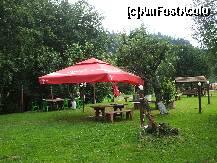 [P04] Tot gradina - masutele unde se poate lua masa. » foto by Lumis66
 - 
<span class="allrVoted glyphicon glyphicon-heart hidden" id="av180196"></span>
<a class="m-l-10 hidden" id="sv180196" onclick="voting_Foto_DelVot(,180196,8351)" role="button">șterge vot <span class="glyphicon glyphicon-remove"></span></a>
<a id="v9180196" class=" c-red"  onclick="voting_Foto_SetVot(180196)" role="button"><span class="glyphicon glyphicon-heart-empty"></span> <b>LIKE</b> = Votează poza</a> <img class="hidden"  id="f180196W9" src="/imagini/loader.gif" border="0" /><span class="AjErrMes hidden" id="e180196ErM"></span>