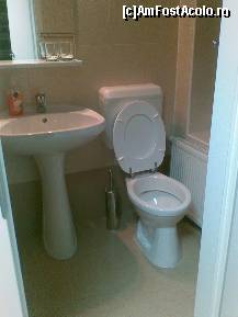 [P05] Baia. In stanga era cabina de dus. » foto by ramonav23
 - 
<span class="allrVoted glyphicon glyphicon-heart hidden" id="av181796"></span>
<a class="m-l-10 hidden" id="sv181796" onclick="voting_Foto_DelVot(,181796,8418)" role="button">șterge vot <span class="glyphicon glyphicon-remove"></span></a>
<a id="v9181796" class=" c-red"  onclick="voting_Foto_SetVot(181796)" role="button"><span class="glyphicon glyphicon-heart-empty"></span> <b>LIKE</b> = Votează poza</a> <img class="hidden"  id="f181796W9" src="/imagini/loader.gif" border="0" /><span class="AjErrMes hidden" id="e181796ErM"></span>